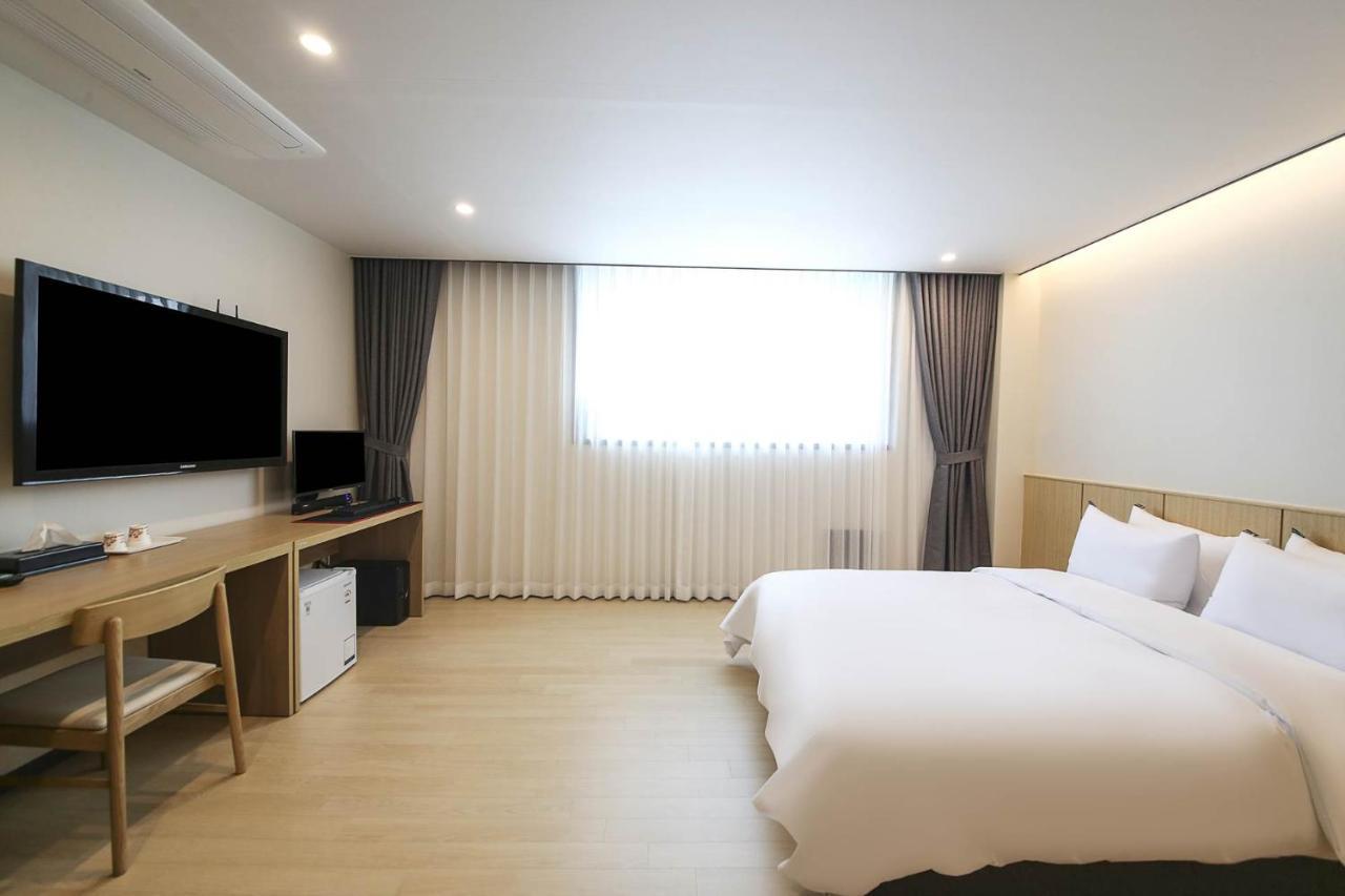 Benikea Hotel Cheonan Exteriör bild