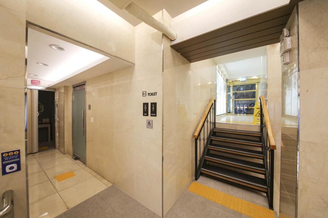 Benikea Hotel Cheonan Exteriör bild