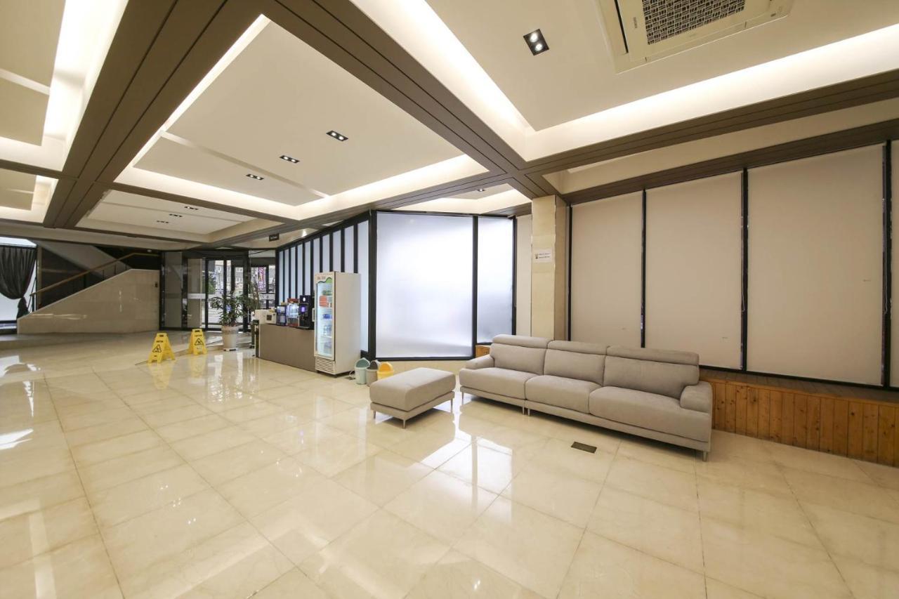 Benikea Hotel Cheonan Exteriör bild
